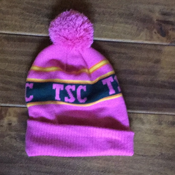 Accessories - Tractor supply pink pom pom beanie stocking hat rodeo roper barrel horse barn